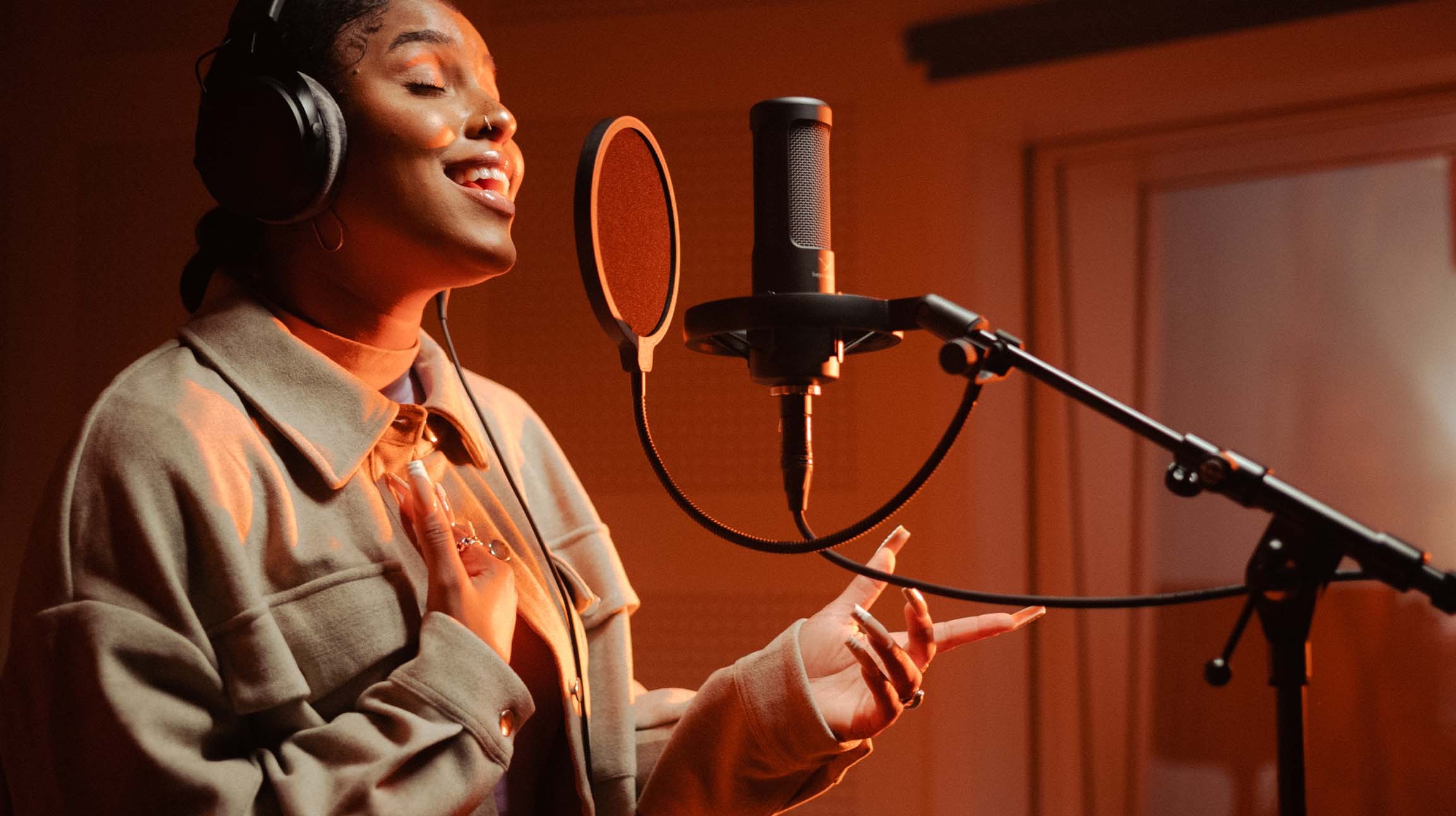 配信機器・PA機器・レコーディング機器 Beyerdynamic M90 PRO X M 90 PRO X: Microphone for studio recording | beyerdynamic