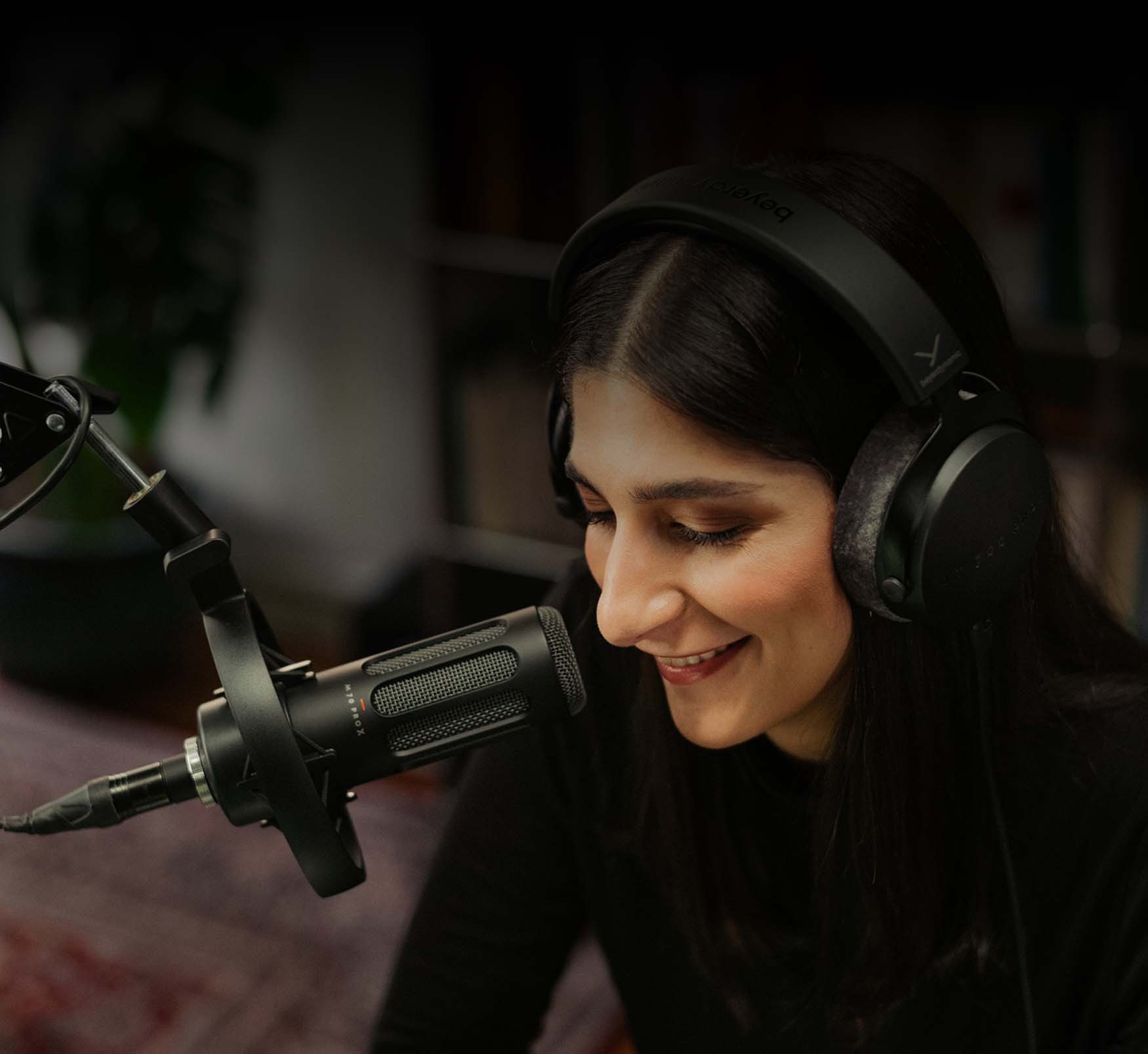 M 70 PRO X: Microphone for streaming & podcasts | beyerdynamic