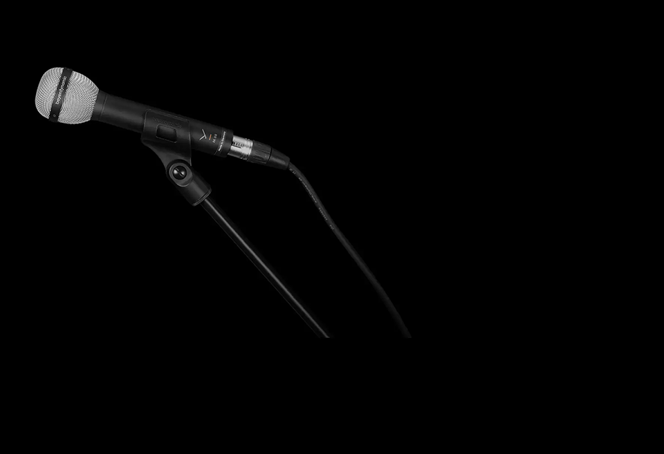 M 201: Dynamic moving-coil microphone (hypercardioid