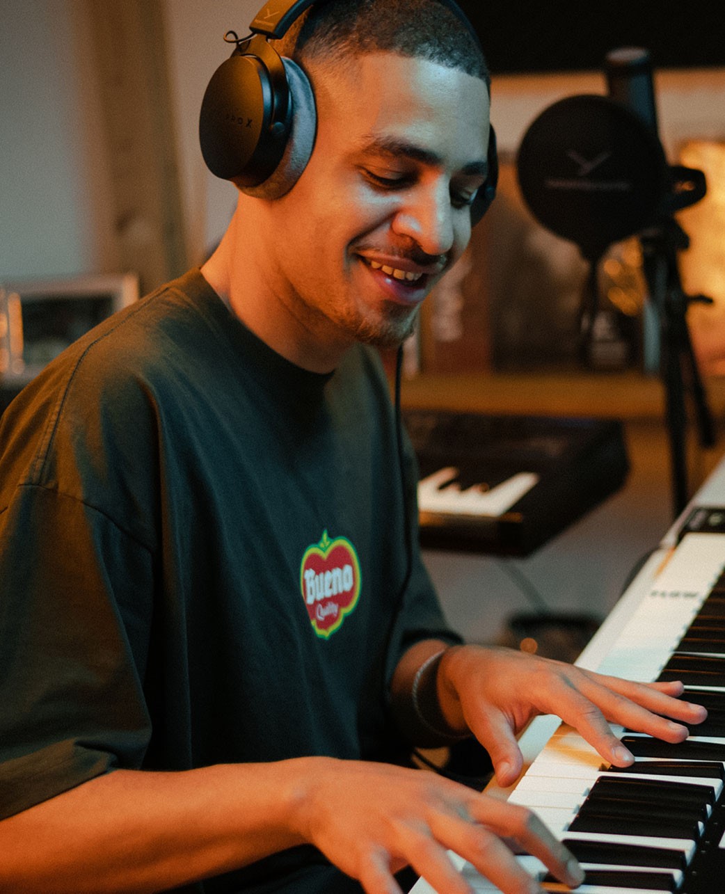 DT 700 PRO X: Studio headphones for recording | beyerdynamic DT 700 PRO X: Studio headphones for recording | beyerdynamic