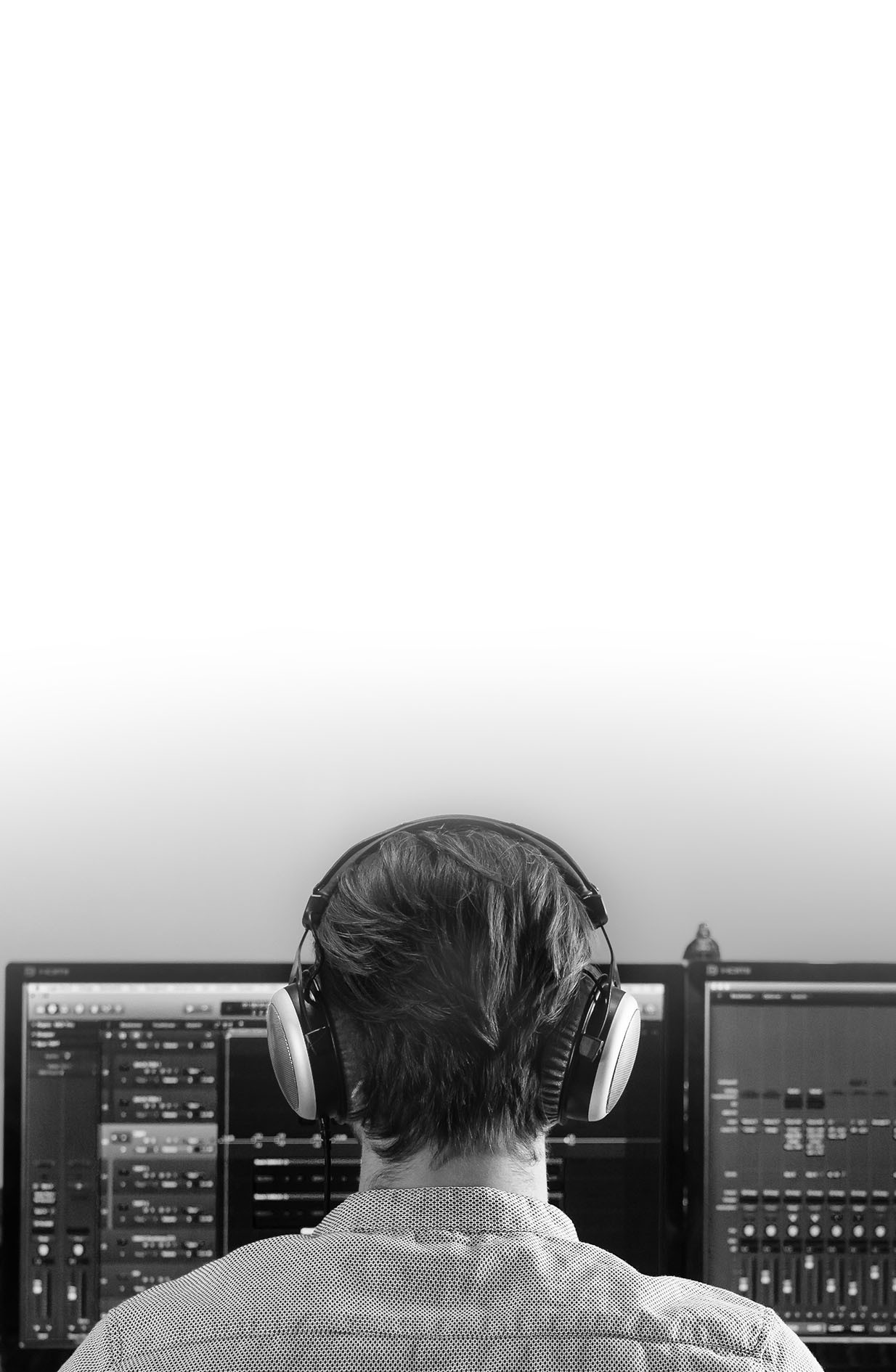beyerdynamic DT 880 PRO: Semi-open studio headphones, 250 ohms