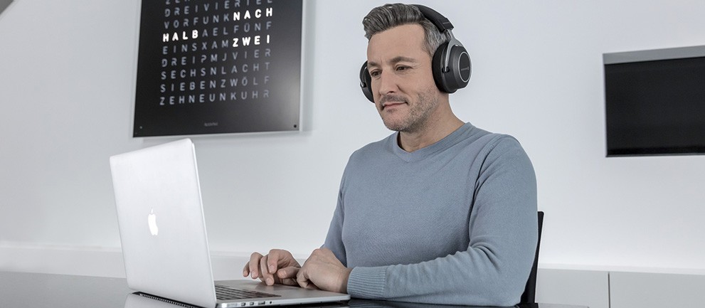 beyerdynamic Amiron wireless: High-end Bluetooth® headphones beyerdynamic Amiron wireless: High-end Bluetooth® headphones