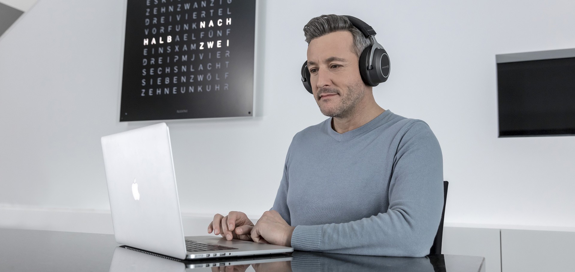 beyerdynamic Amiron wireless: High-end Bluetooth® headphones beyerdynamic Amiron wireless: High-end Bluetooth® headphones
