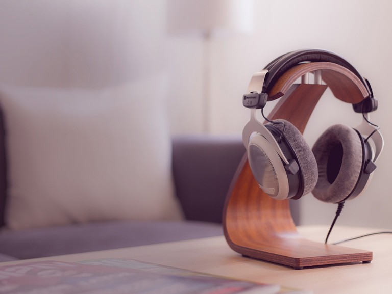 beyerdynamic DT 880 Edition: Premium hi-fi headphones, semi-open