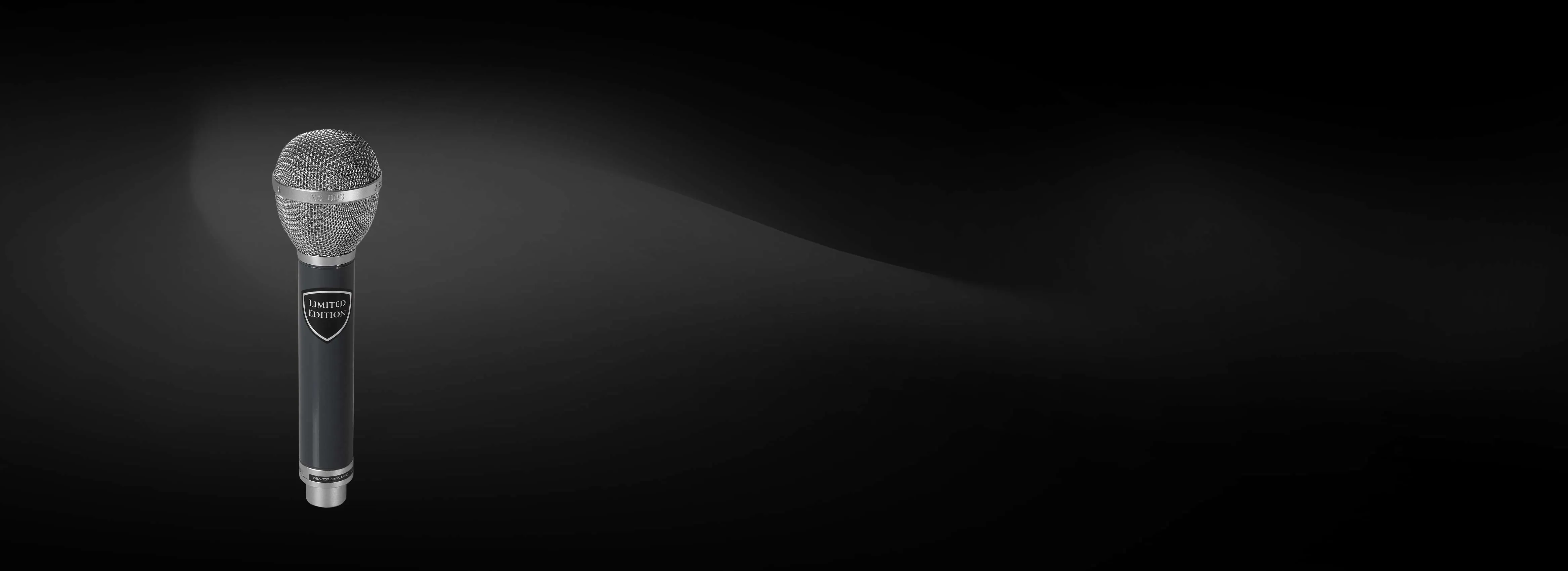 Sonorous microphone tradition - beyerdynamic