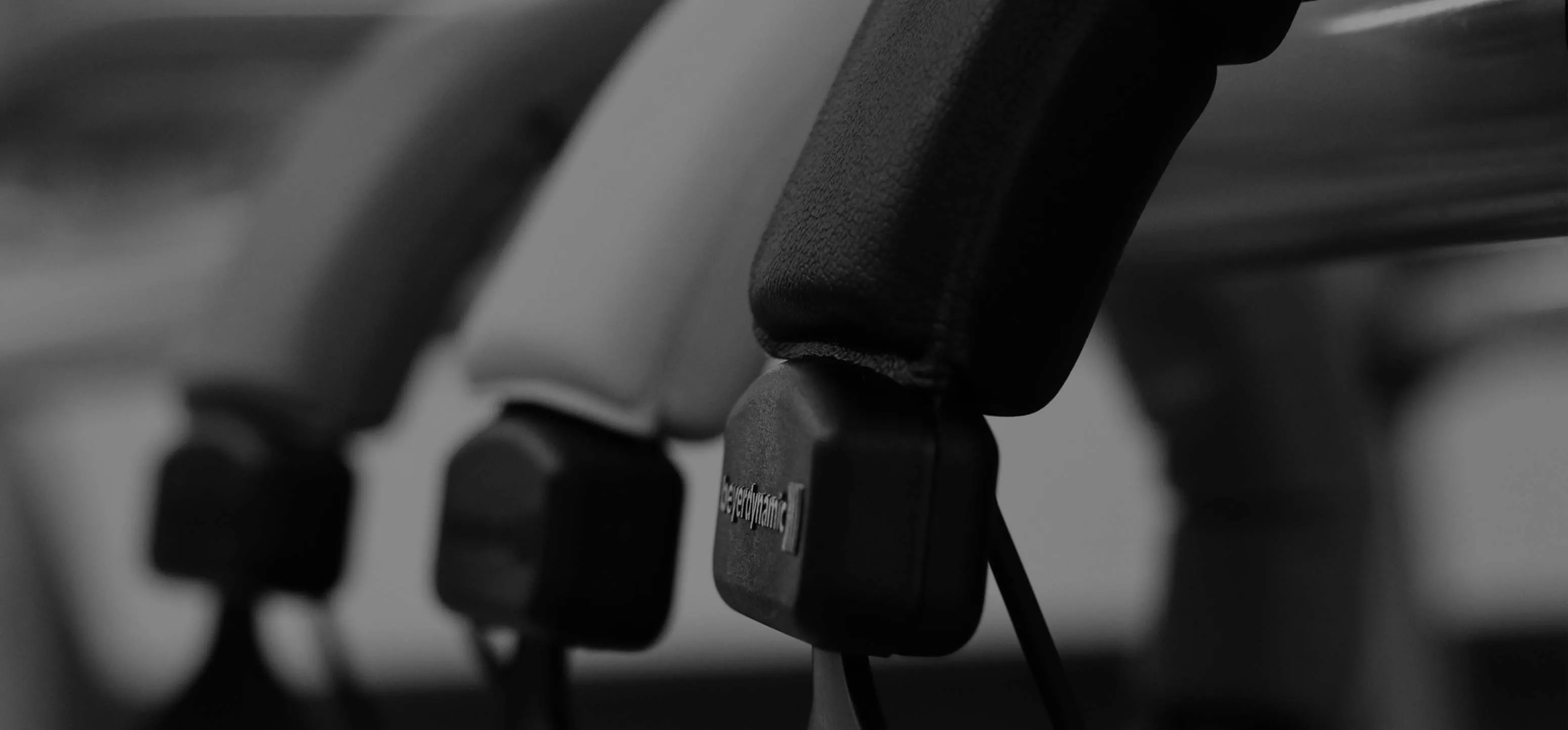 DT 990 Black Special Edition - Viel Freude mit deinem Kopfhörer DT 990 Black Special Edition - Viel Freude mit deinem Kopfhörer