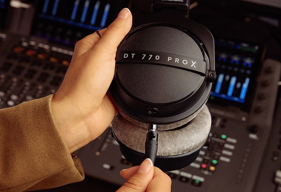 Image of DT 770 PRO X beyerdynamic - Studio headphones with detachable cable