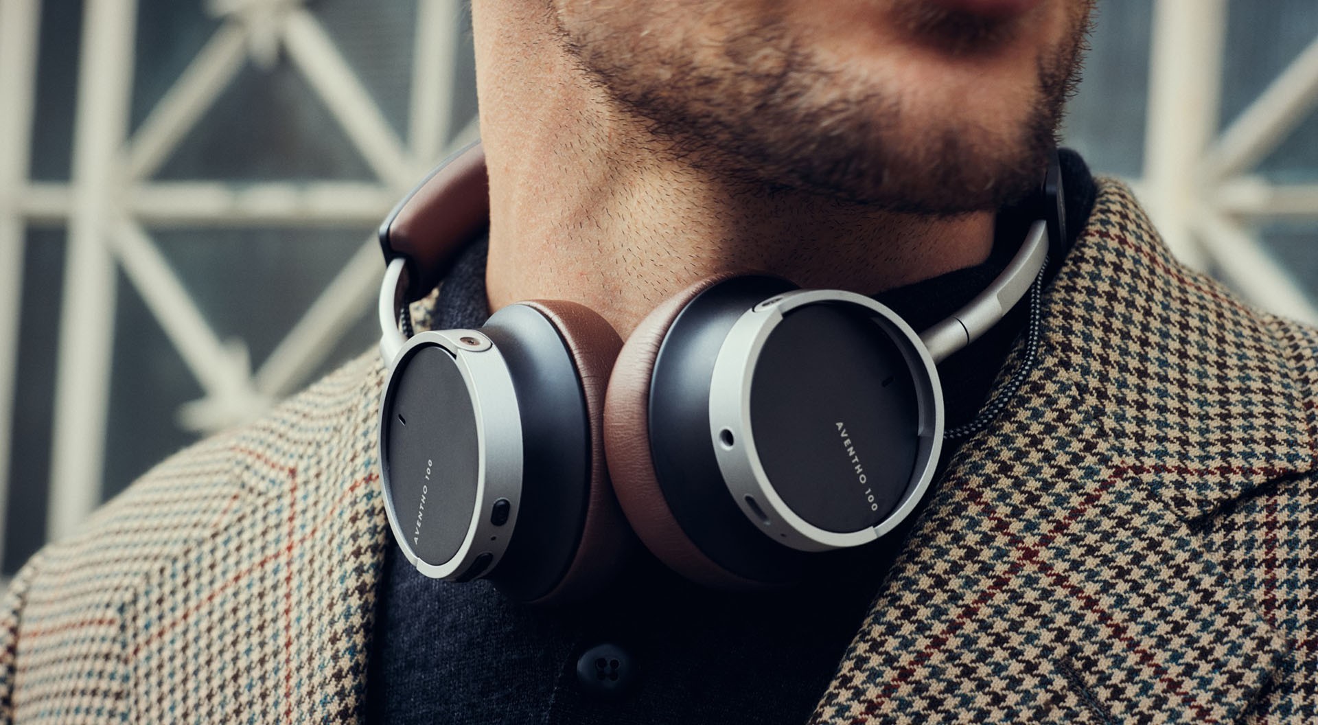 Wireless on-ear headphones with ANC : AVENTHO 100