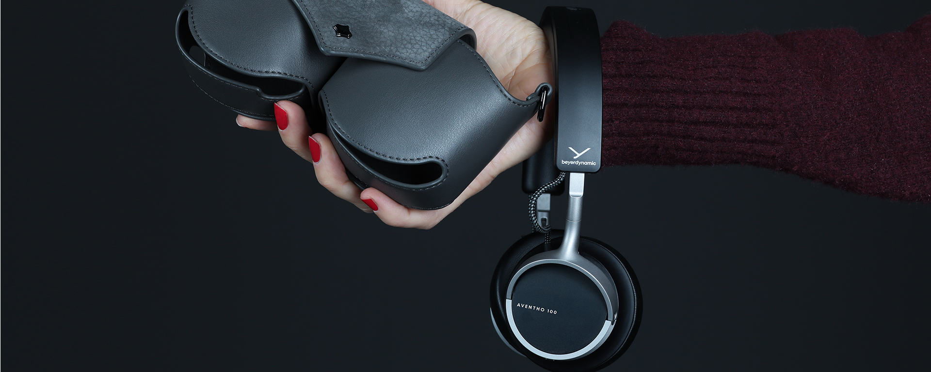 Wireless On-Ear Headphones Aventho 100 with Any DI Case Set