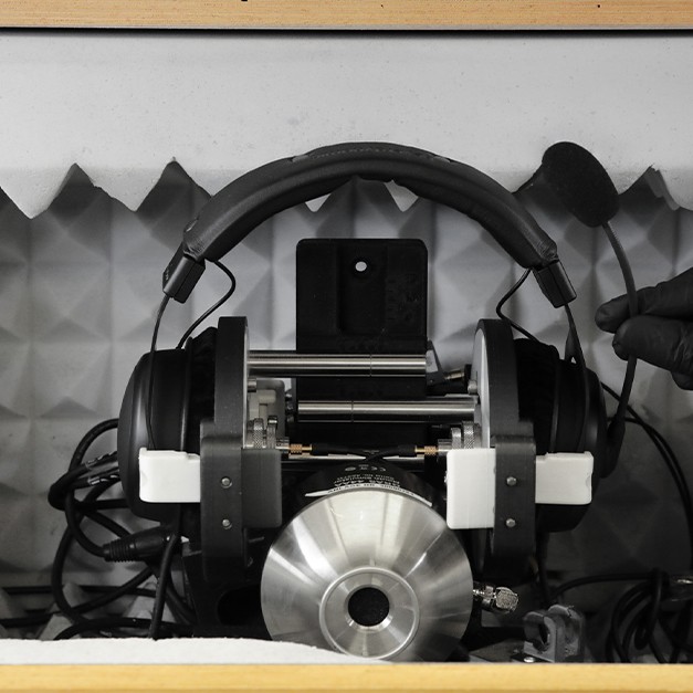 Technical Inspection beyerdynamic Outlet - Technische Prüfung