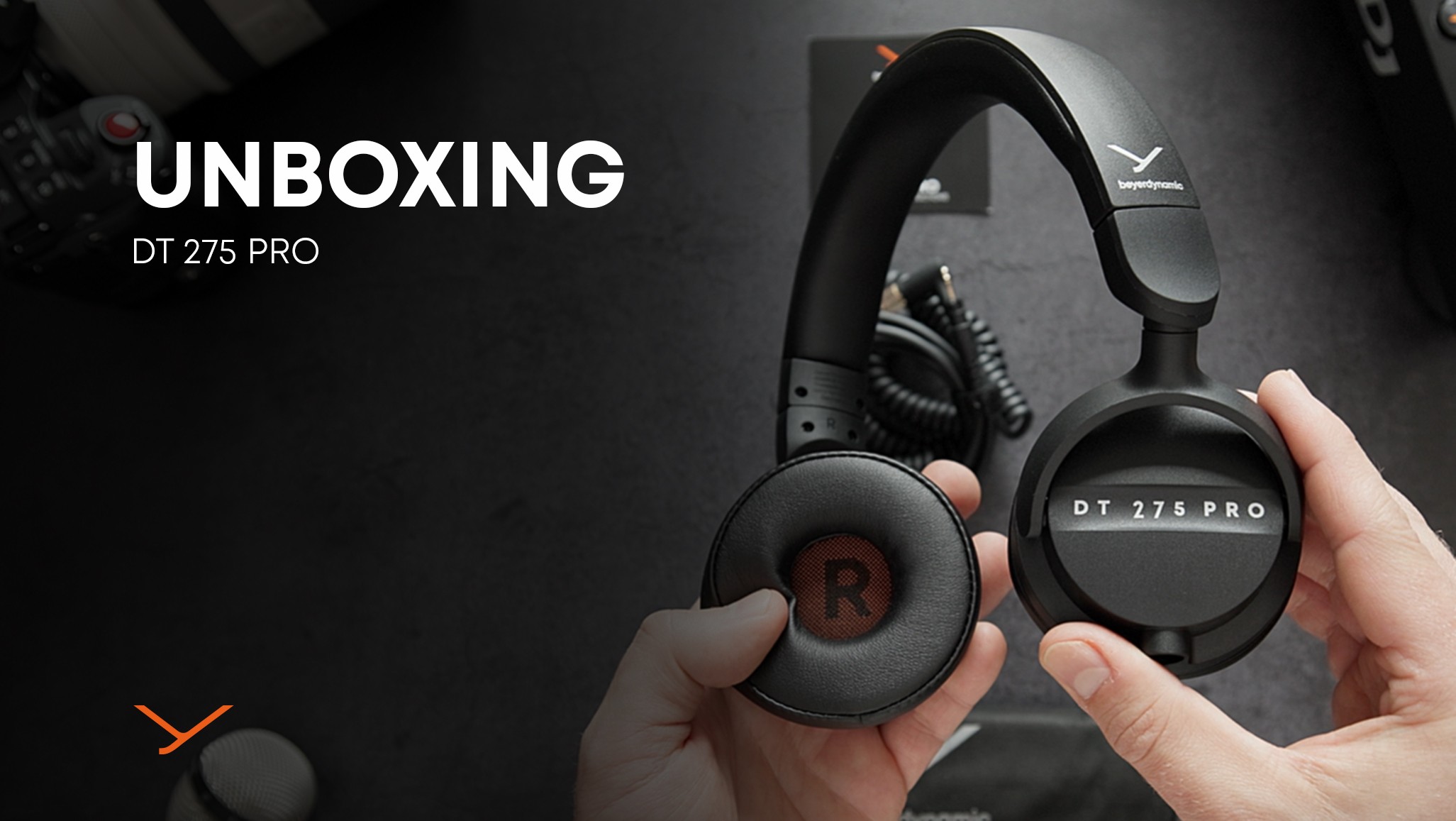 DT 275 PRO: Compact on-ear monitoring headphones | beyerdynamic